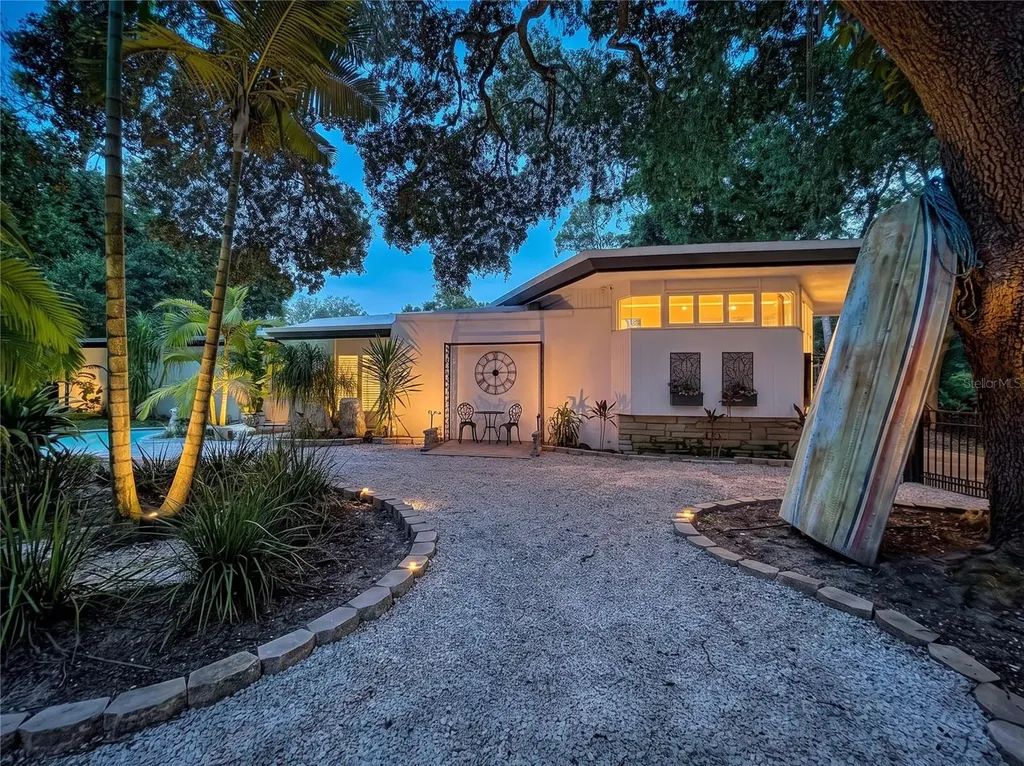 1653 Sunnybrook Lane Clearwater FL 33764