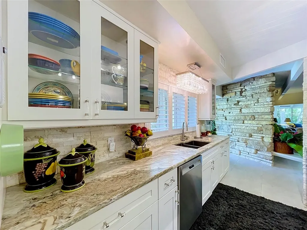 1653 Sunnybrook Lane Clearwater FL 33764