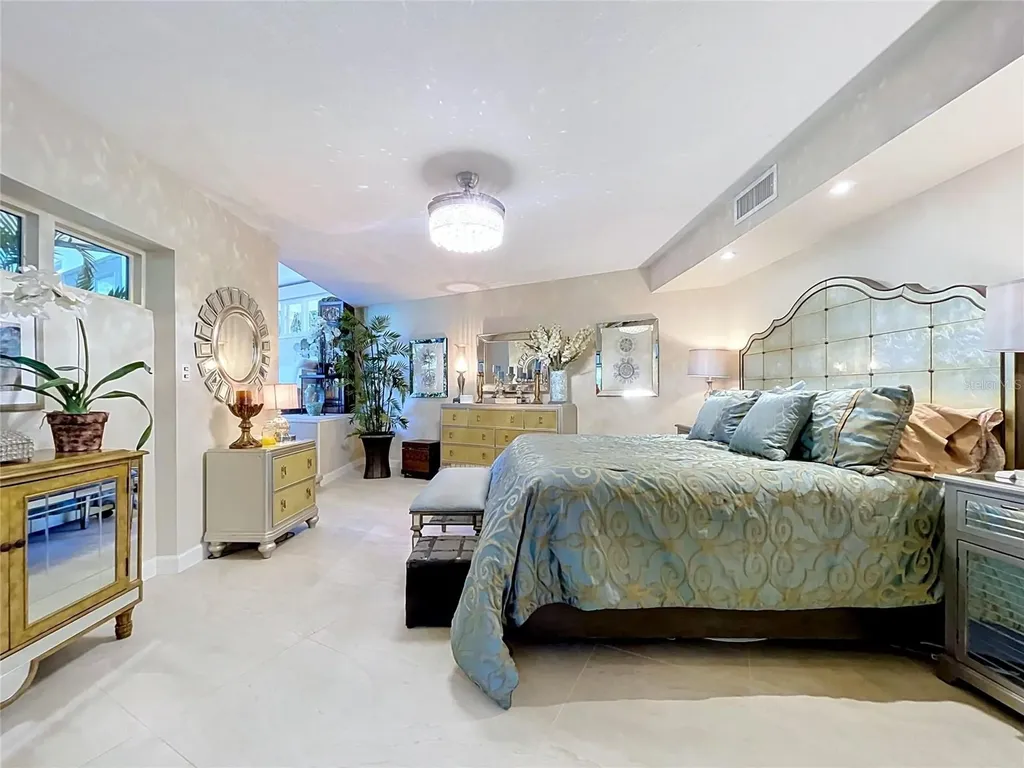 1653 Sunnybrook Lane Clearwater FL 33764
