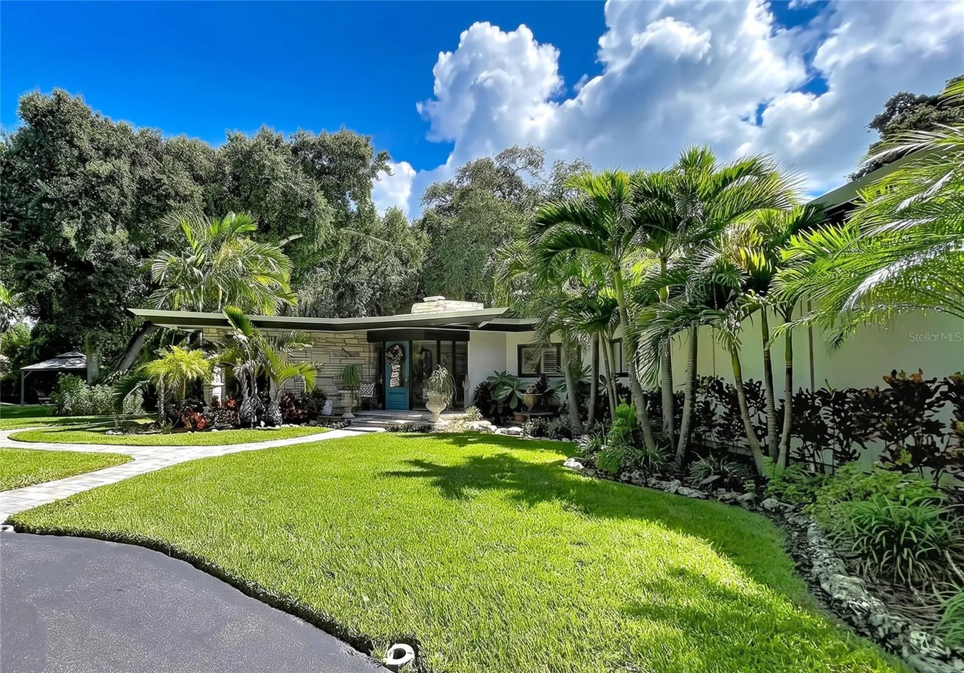 1653 Sunnybrook Lane Clearwater FL 33764