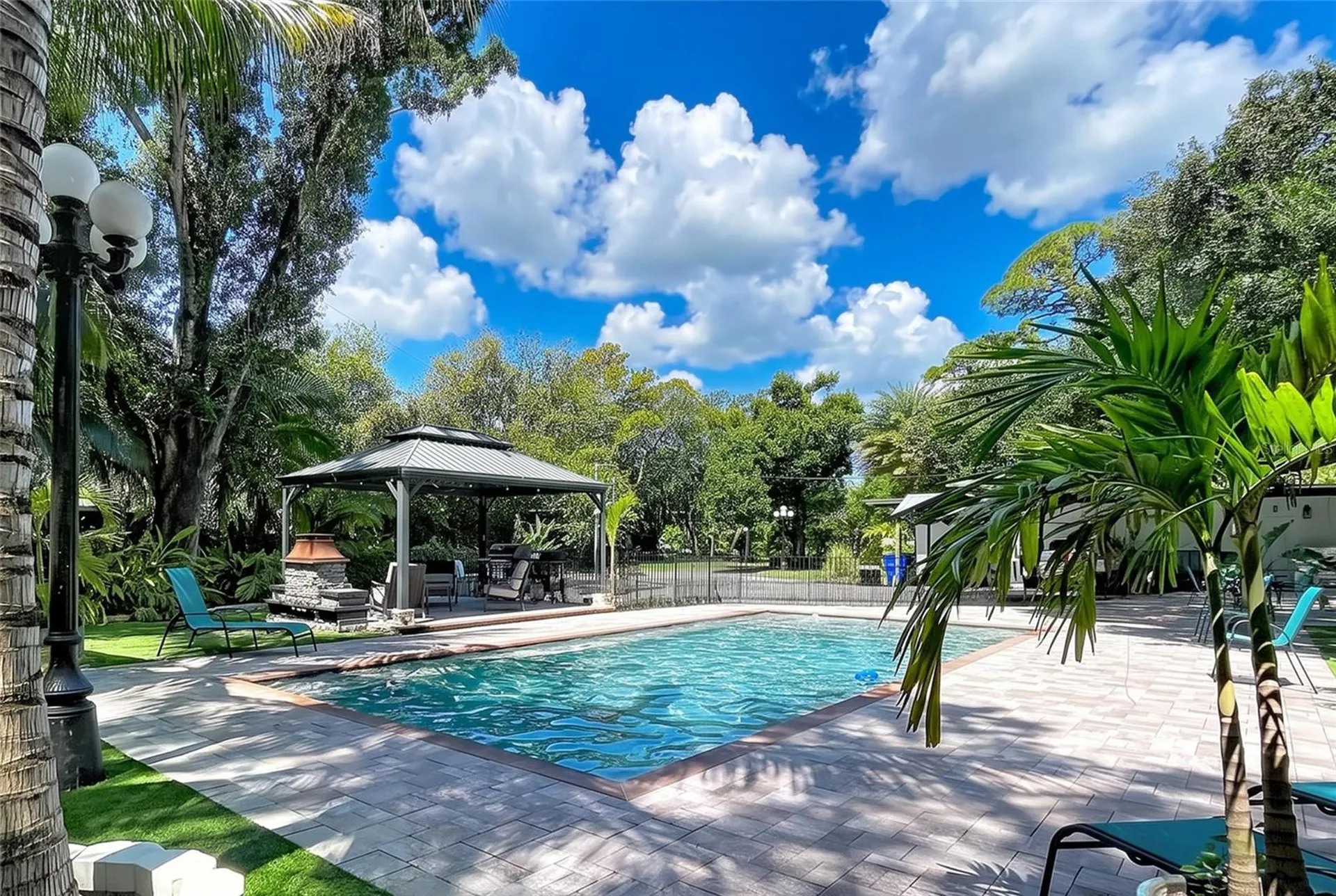 1653 Sunnybrook Lane Clearwater FL 33764