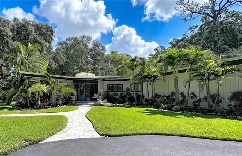 1653 Sunnybrook Lane Clearwater FL 33764
