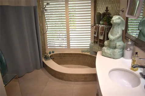 1653 Sunnybrook Lane Clearwater FL 33764