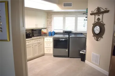 1653 Sunnybrook Lane Clearwater FL 33764