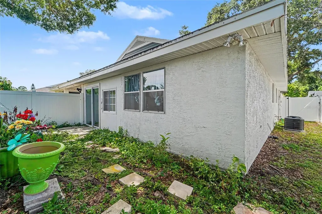 3174 Phlox Drive Palm Harbor FL 34684