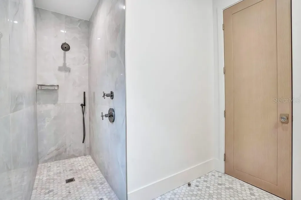 724 W 2nd Avenue Windermere FL 34786