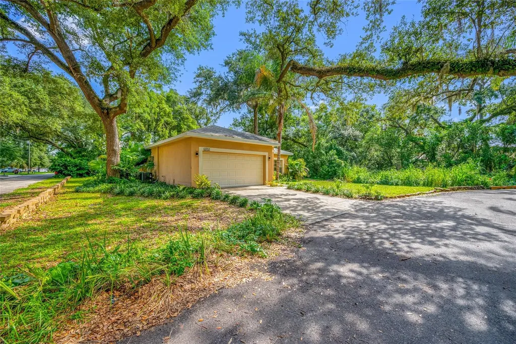 12707 Linda Drive Tampa FL 33612