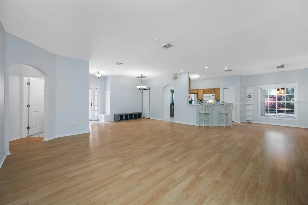12707 Linda Drive Tampa FL 33612