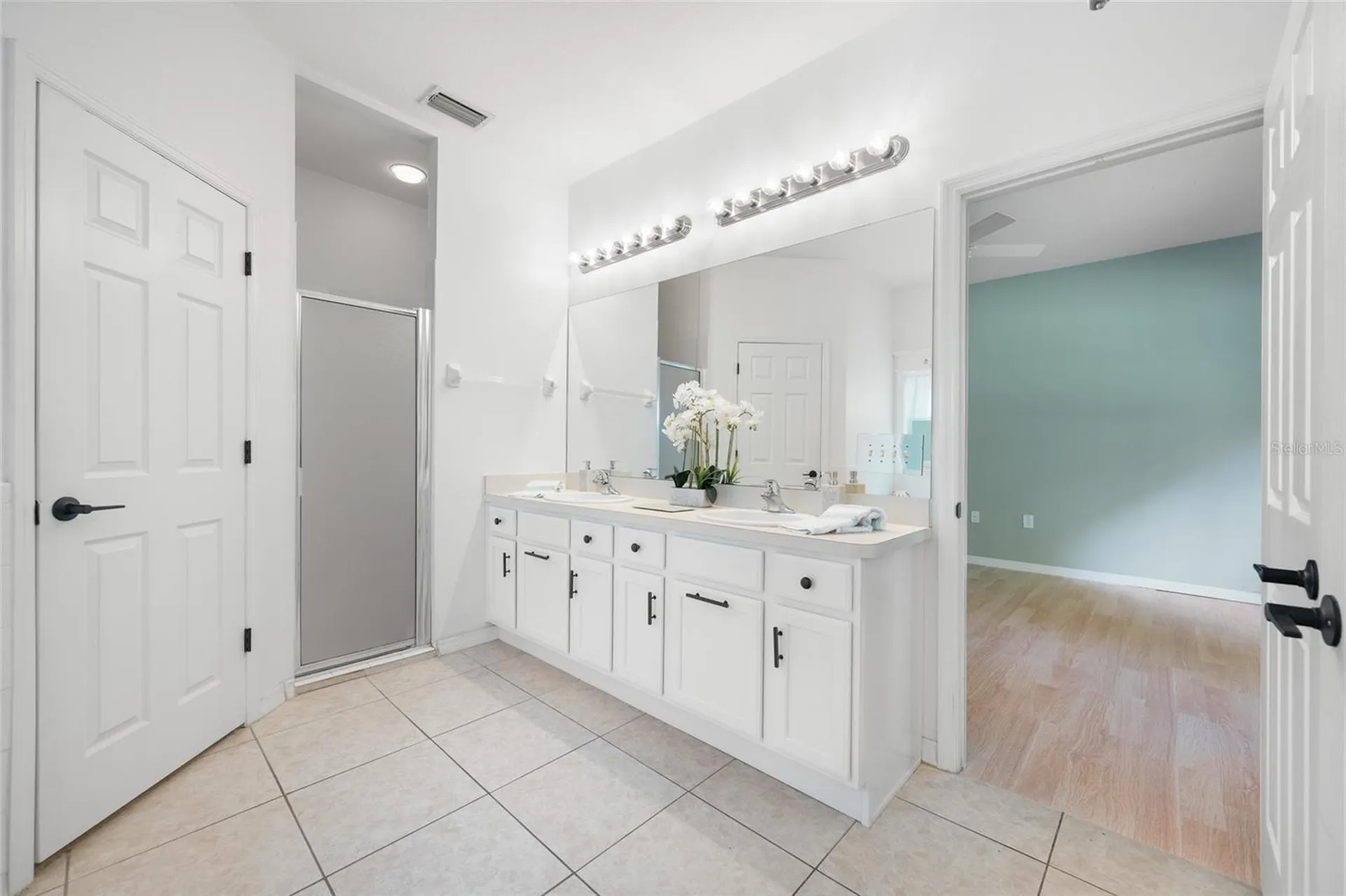 12707 Linda Drive Tampa FL 33612