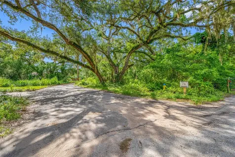 12707 Linda Drive Tampa FL 33612