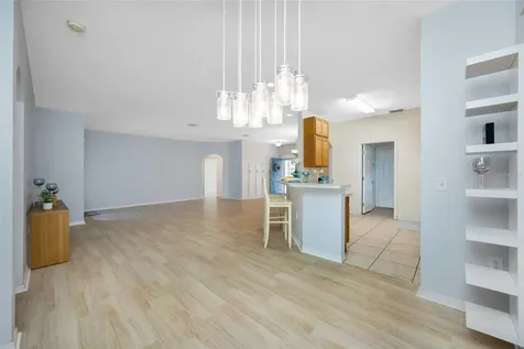 12707 Linda Drive Tampa FL 33612