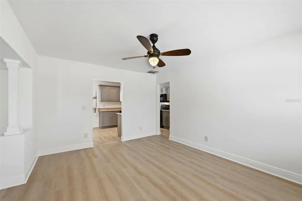 3707 Pelican Lane Orlando FL 32803