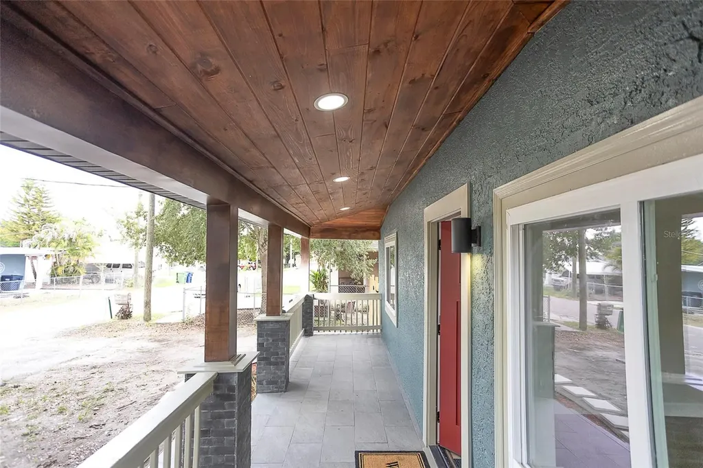 3203 E Emma Street Tampa FL 33610
