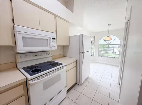 8613 Cottonway Lane Tampa FL 33635