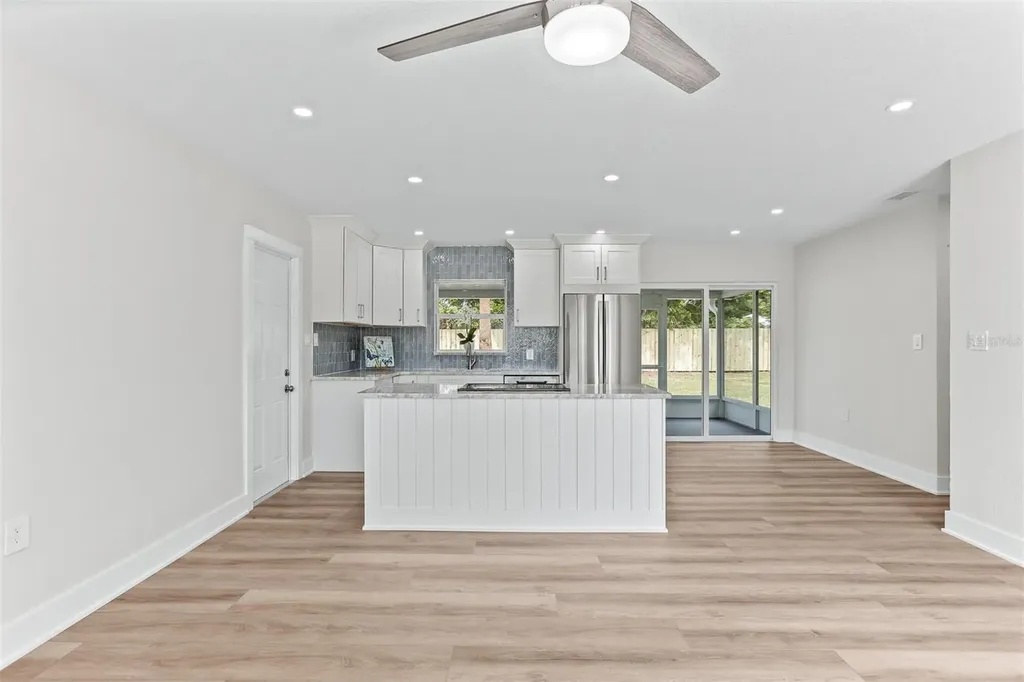 3332 70th Lane N St Petersburg FL 33710