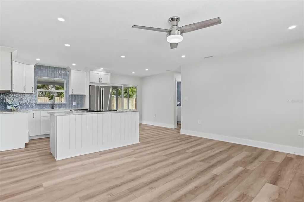 3332 70th Lane N St Petersburg FL 33710