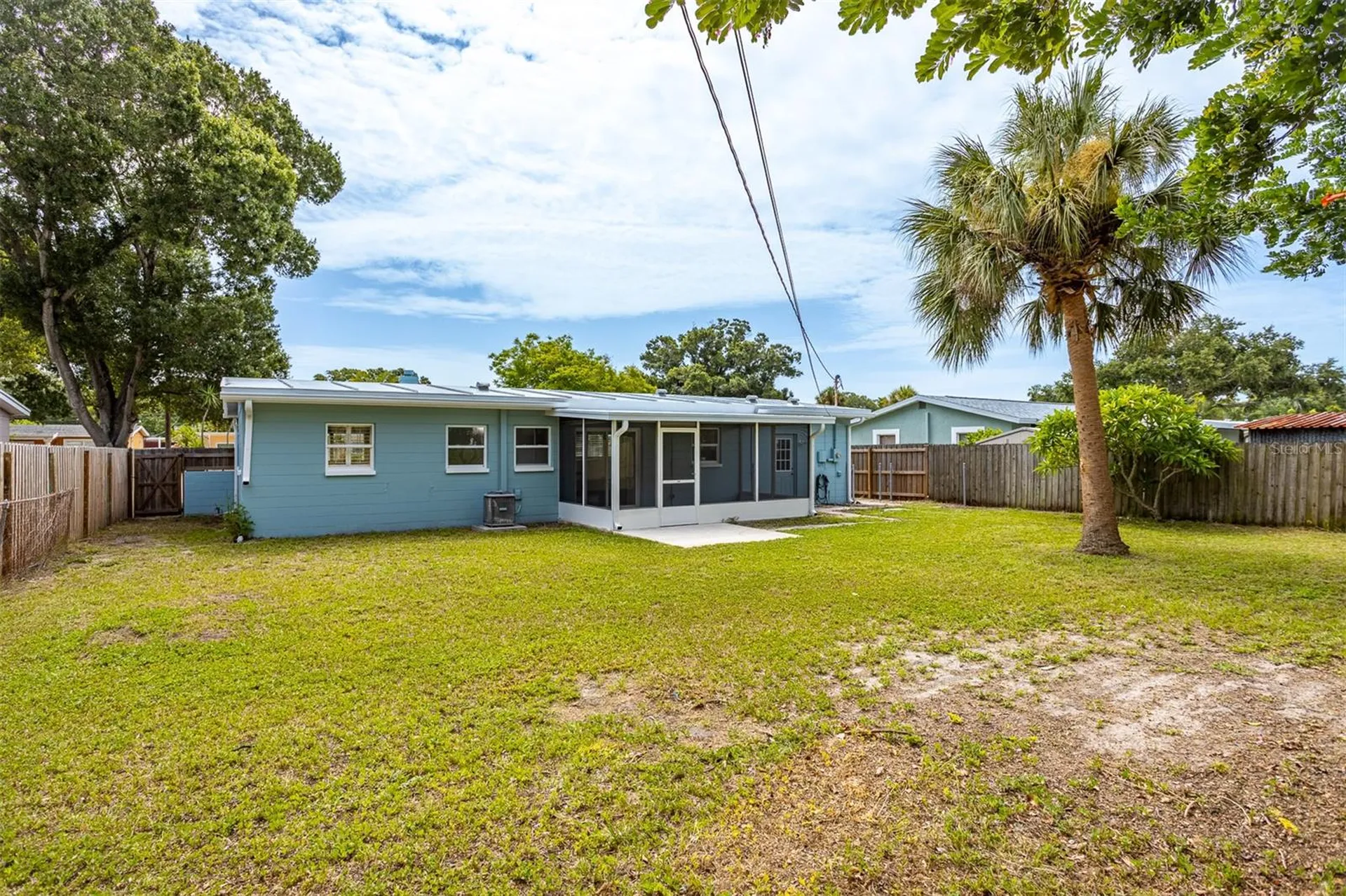 3332 70th Lane N St Petersburg FL 33710