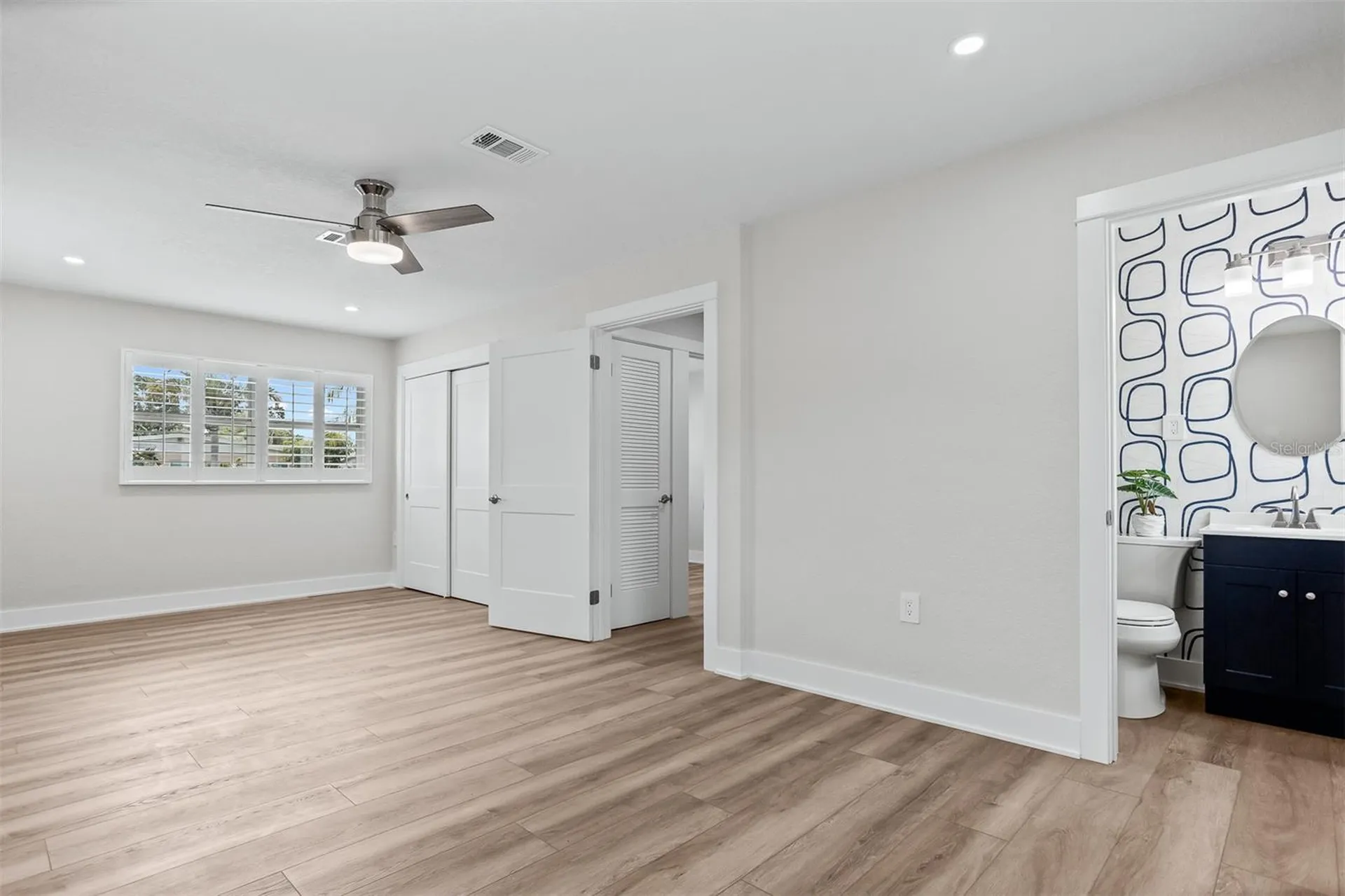 3332 70th Lane N St Petersburg FL 33710