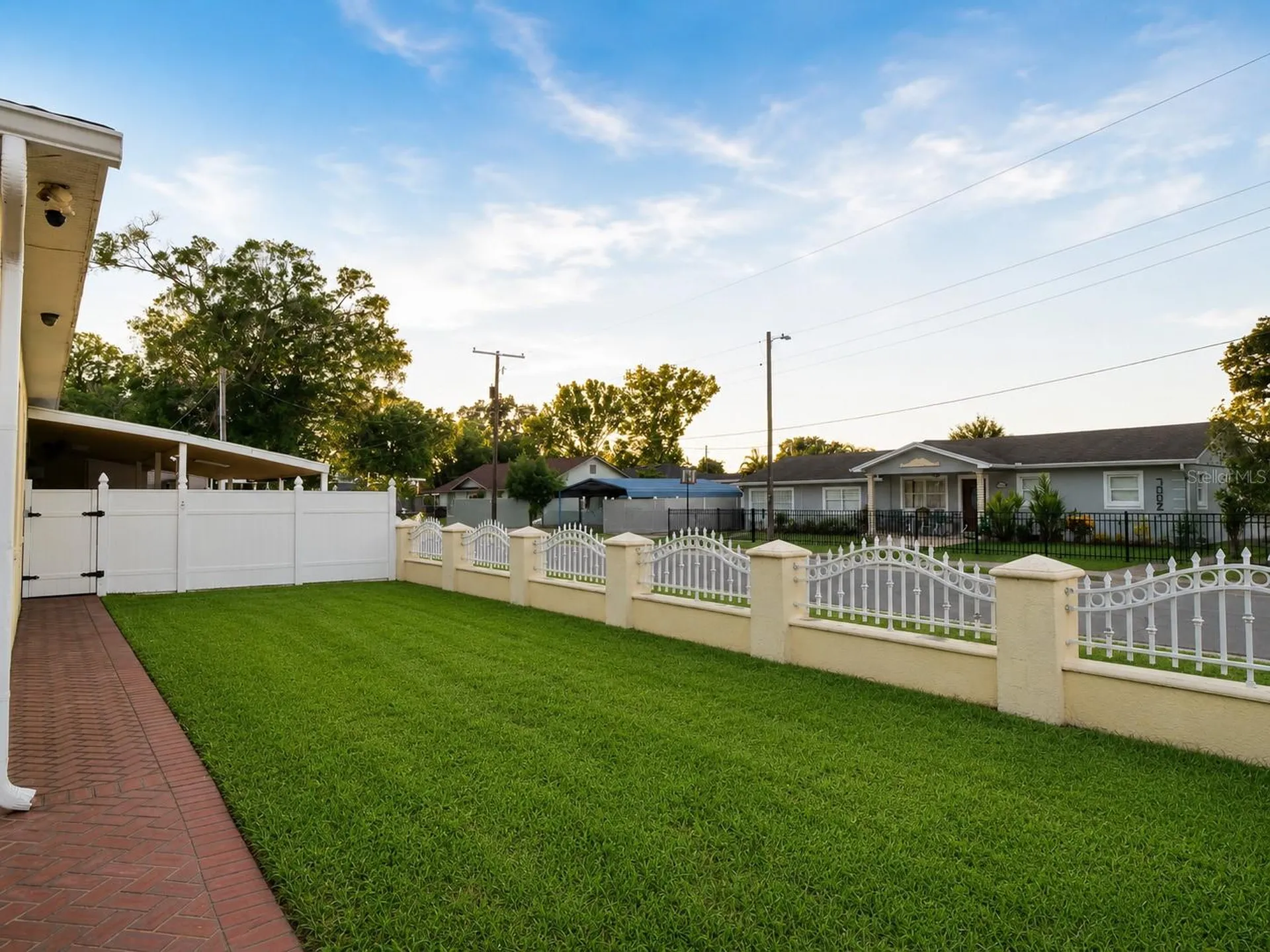 6922 N Hale Avenue Tampa FL 33614