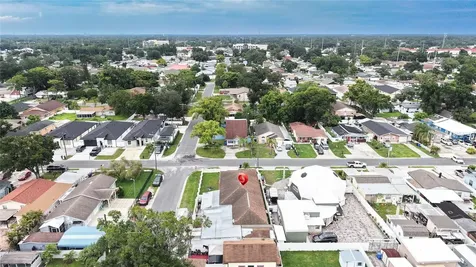 6922 N Hale Avenue Tampa FL 33614