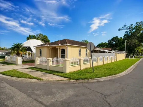 6922 N Hale Avenue Tampa FL 33614