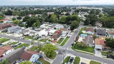 6922 N Hale Avenue Tampa FL 33614