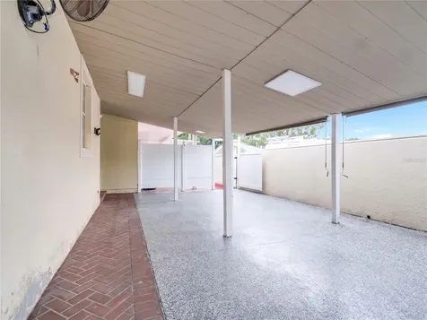 6922 N Hale Avenue Tampa FL 33614