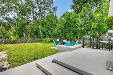 2009 1st Avenue E Bradenton FL 34208