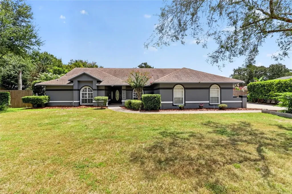 5939 Windwood Drive Lakeland FL 33813
