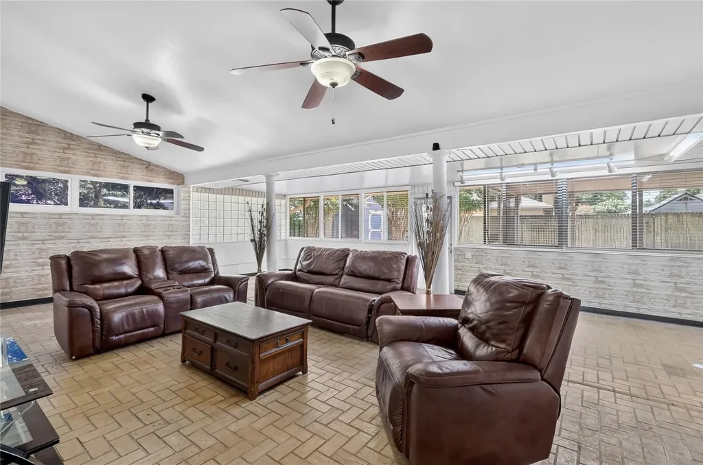 5939 Windwood Drive Lakeland FL 33813