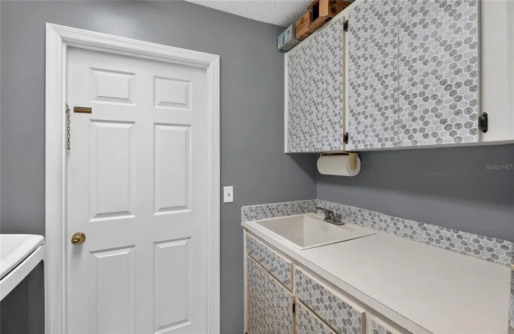 5939 Windwood Drive Lakeland FL 33813