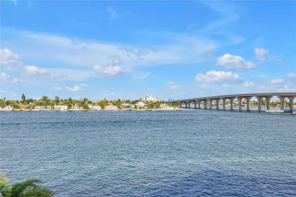 6001 Bahia Del Mar Circle St Petersburg FL 33715