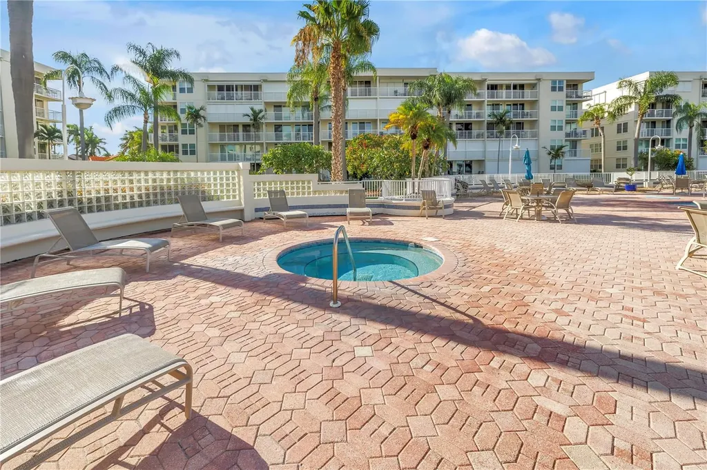 6001 Bahia Del Mar Circle St Petersburg FL 33715