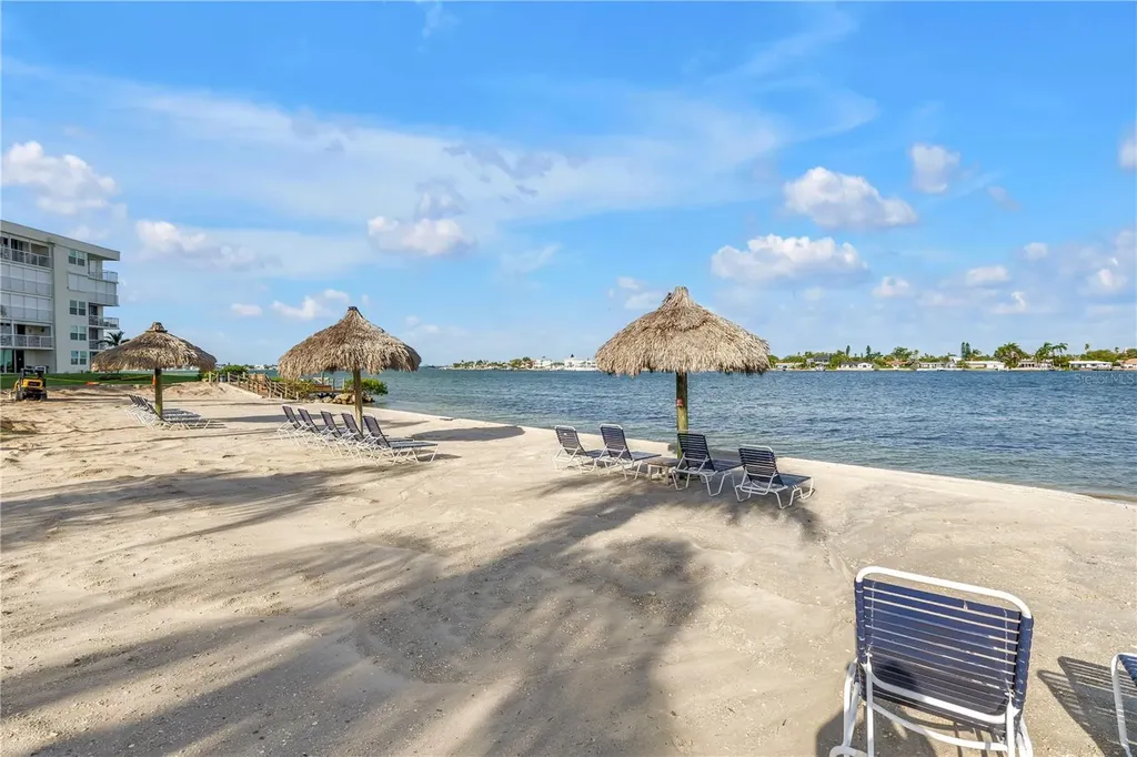 6001 Bahia Del Mar Circle St Petersburg FL 33715