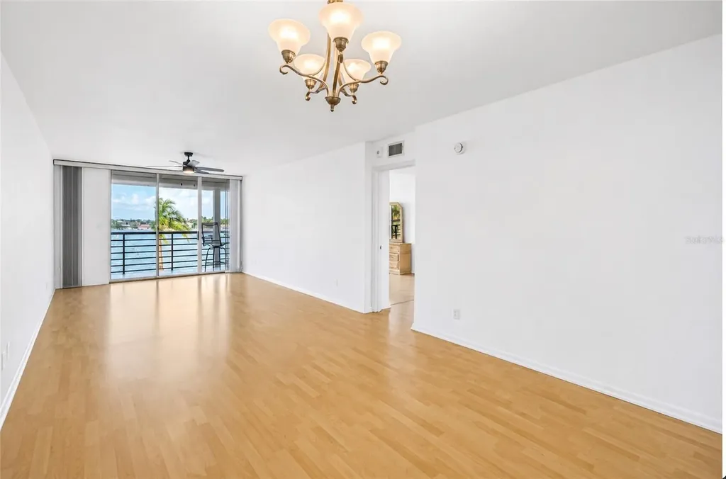 6001 Bahia Del Mar Circle St Petersburg FL 33715