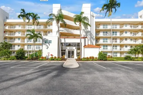 6001 Bahia Del Mar Circle St Petersburg FL 33715