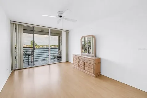 6001 Bahia Del Mar Circle St Petersburg FL 33715