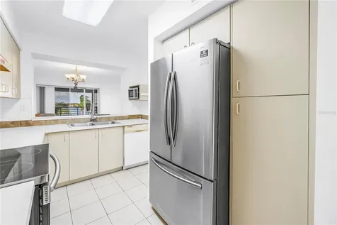 6001 Bahia Del Mar Circle St Petersburg FL 33715