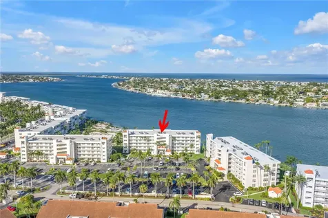 6001 Bahia Del Mar Circle St Petersburg FL 33715