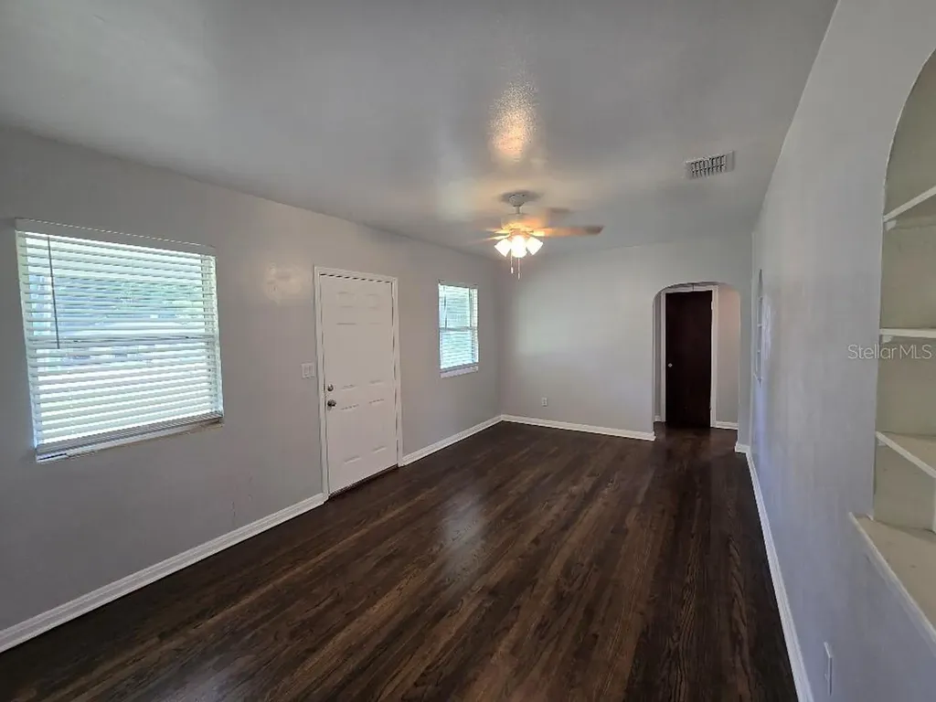 550 Ave E SE Winter Haven FL 33880