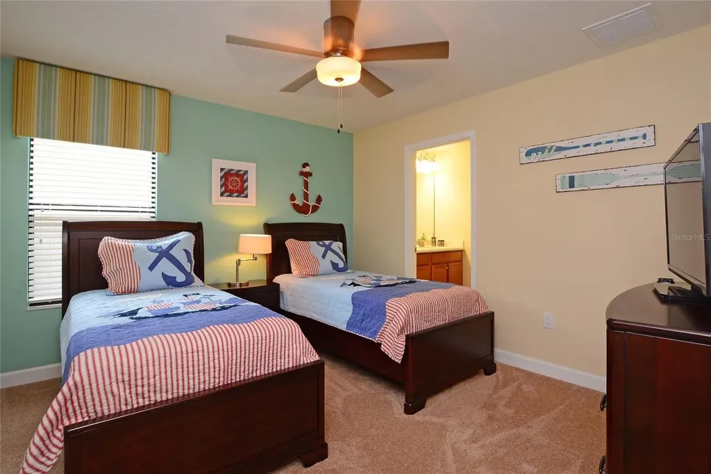 1469 Moon Valley Drive Davenport FL 33896