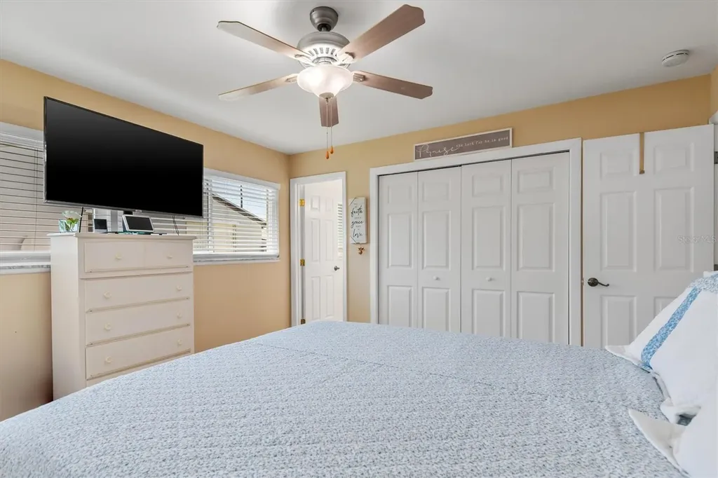 18579 Robinson Avenue Port Charlotte FL 33948
