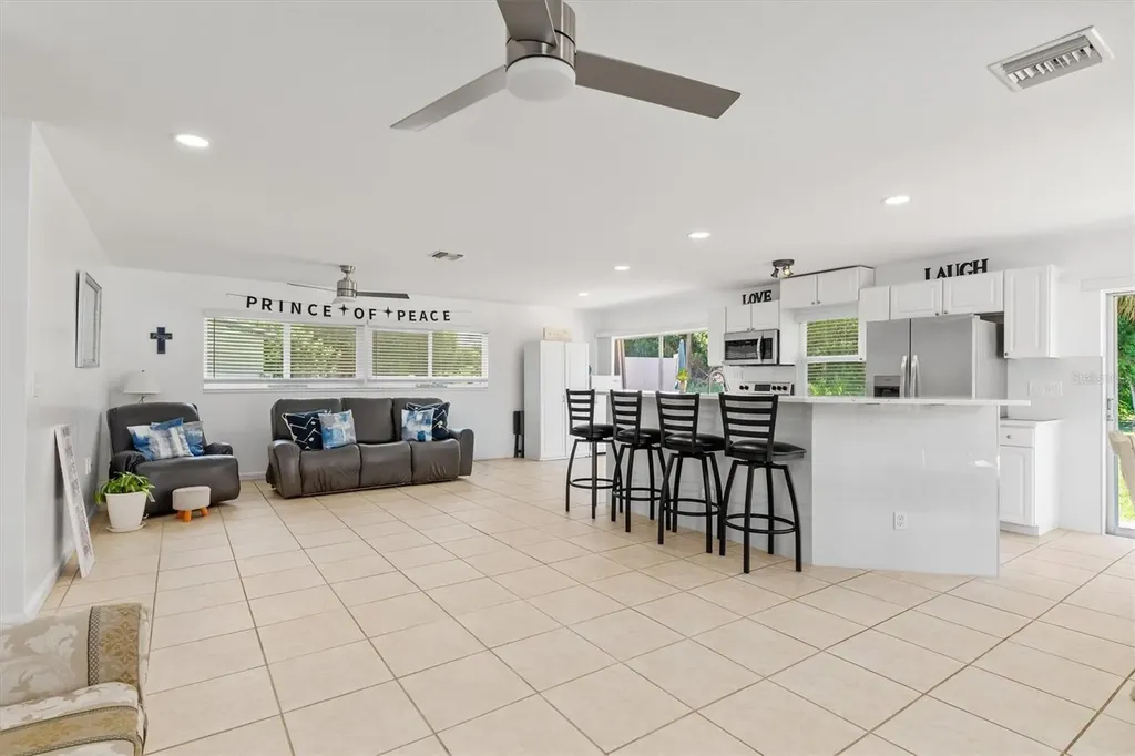 18579 Robinson Avenue Port Charlotte FL 33948