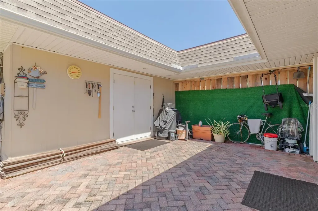 18579 Robinson Avenue Port Charlotte FL 33948