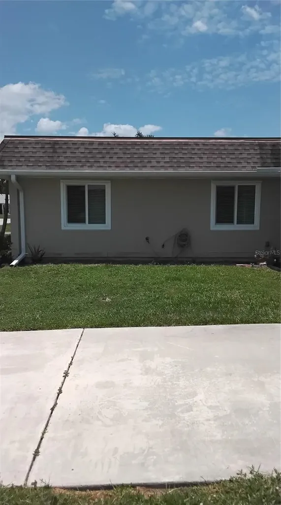 18579 Robinson Avenue Port Charlotte FL 33948