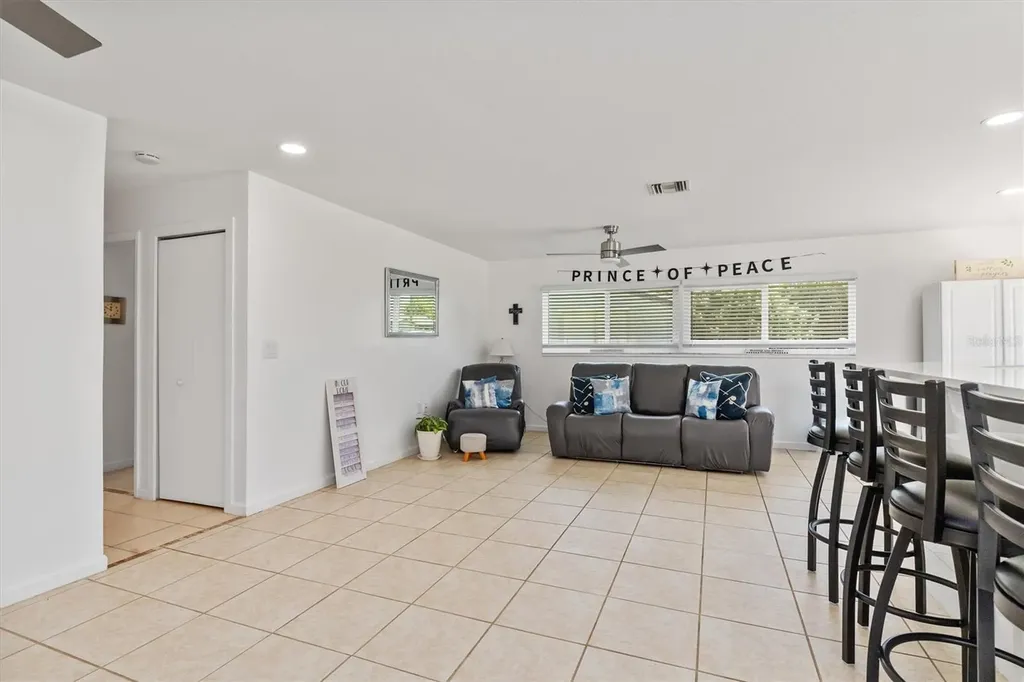 18579 Robinson Avenue Port Charlotte FL 33948