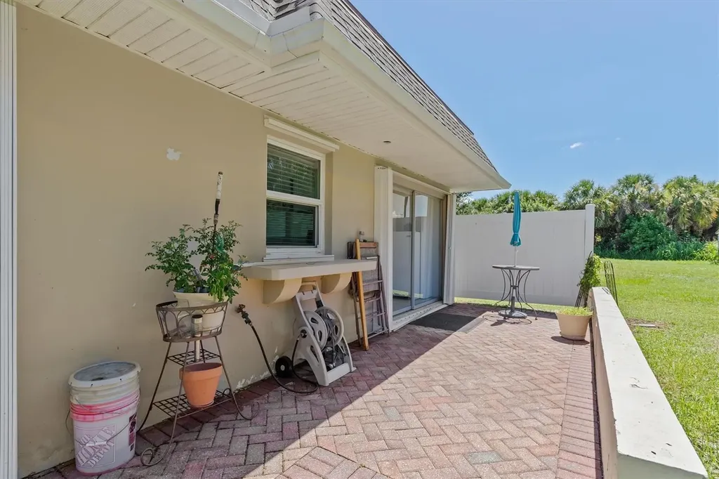 18579 Robinson Avenue Port Charlotte FL 33948