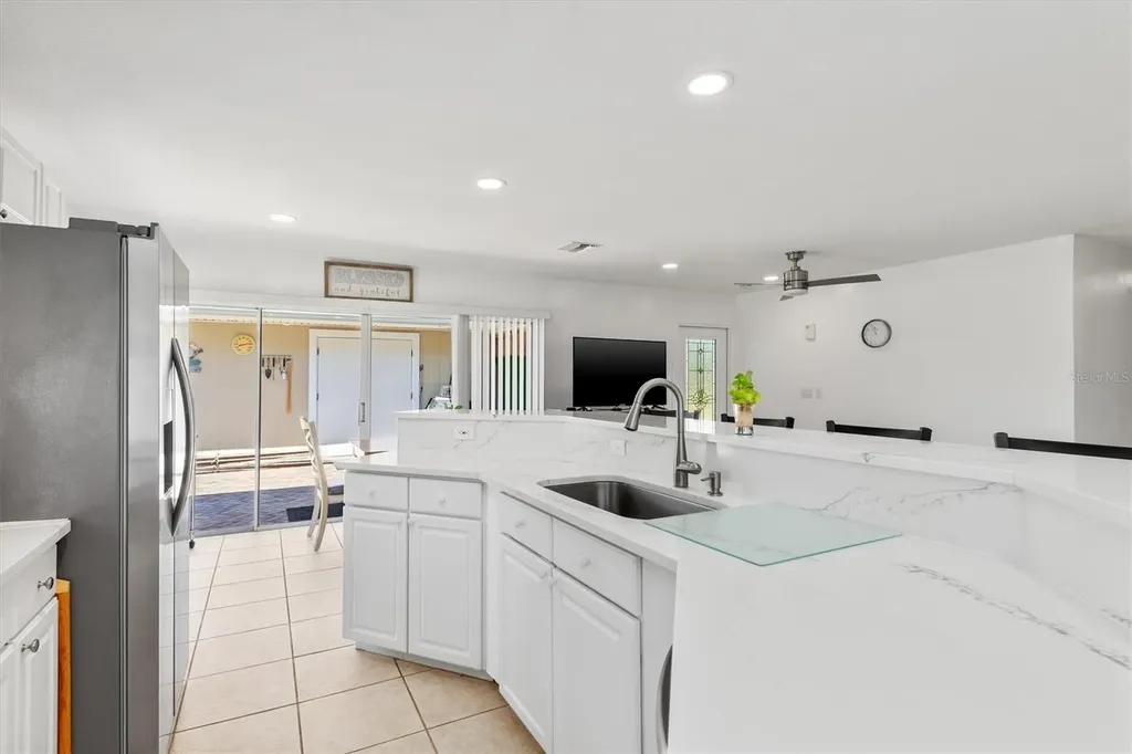 18579 Robinson Avenue Port Charlotte FL 33948