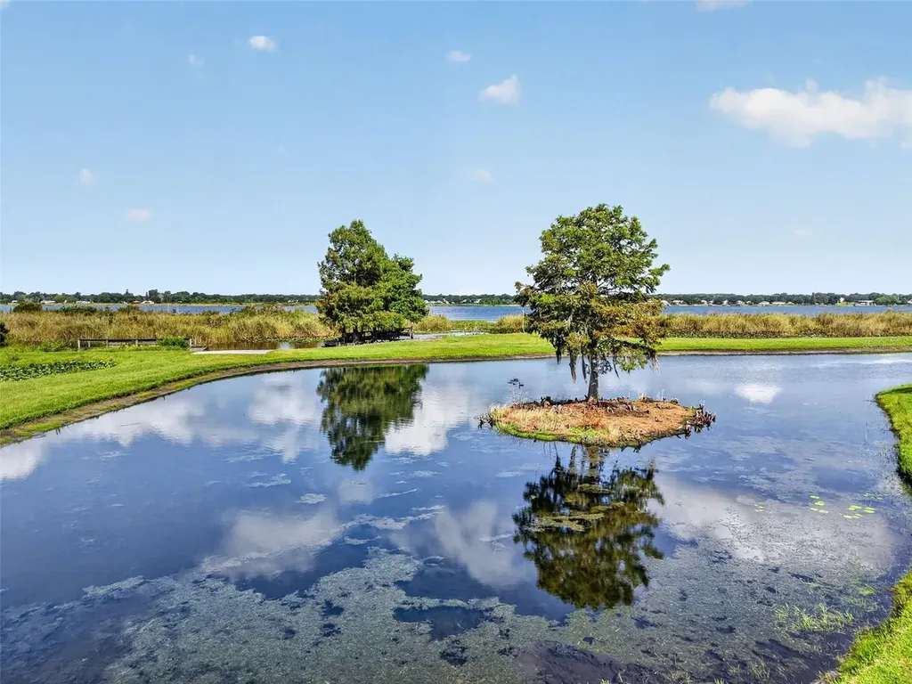 4300 Baywood Boulevard Mount Dora FL 32757