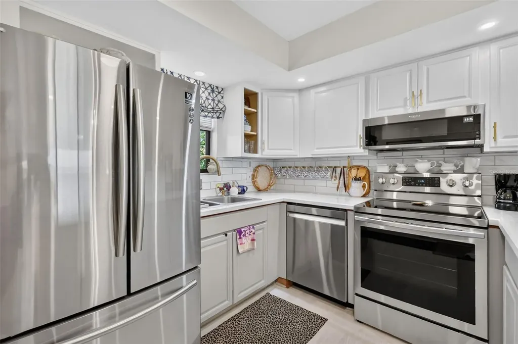 4300 Baywood Boulevard Mount Dora FL 32757